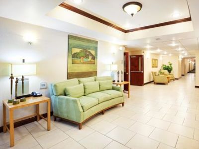 Hotel Express & Cincinnati Southeast Newport By Ihg 2*