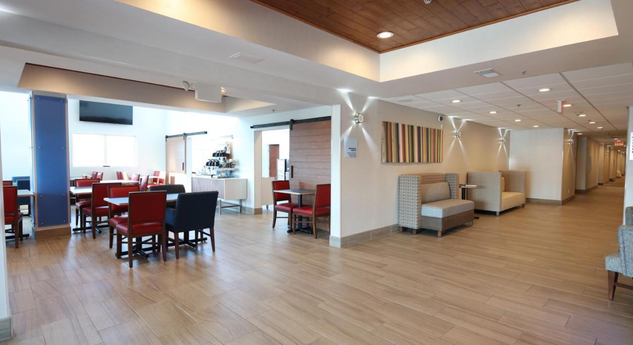 Hotel Express & Cincinnati Southeast Newport By Ihg