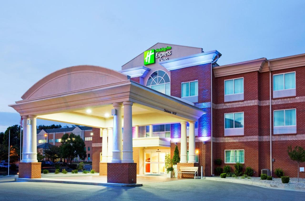 Express & Cincinnati Southeast Newport By Ihg 2* Bellevue